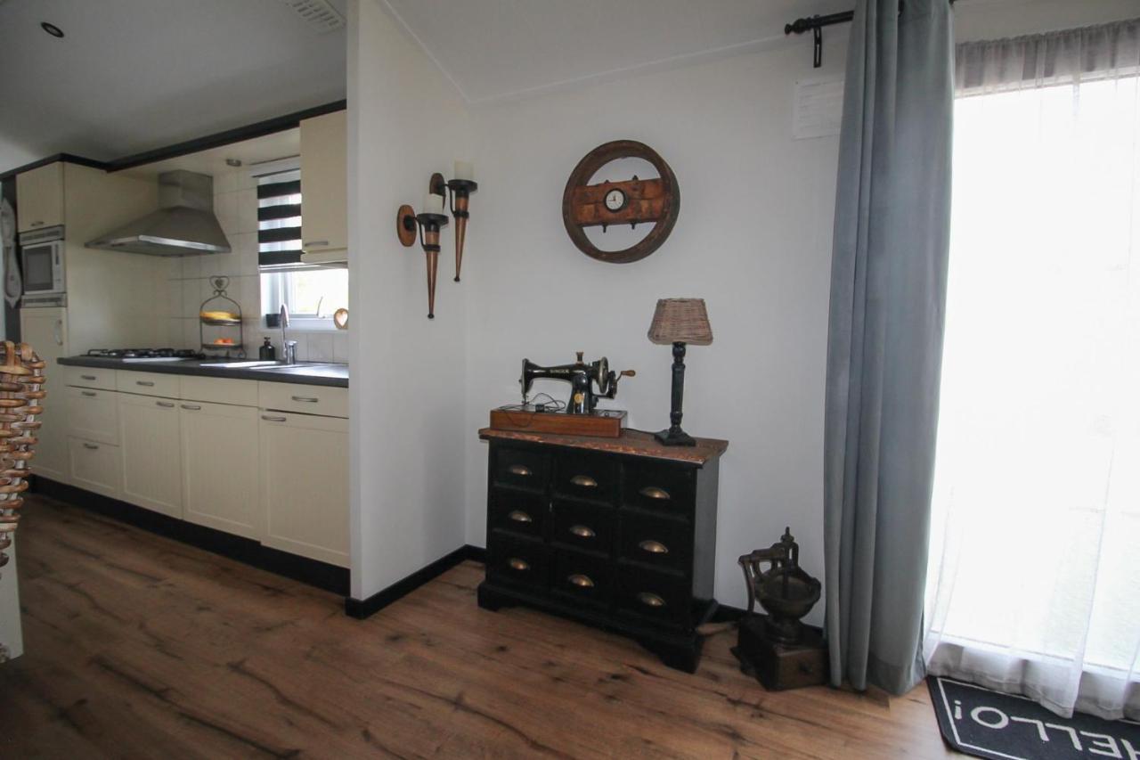 Sfeervol Chalet Op De Veluwe Putten Extérieur photo